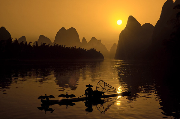 Li River Cormorant Fishing Show, Guilin Lijiang，China Cormorant Show